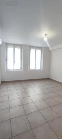 Location - Appartement Châlons-en-Champagne 51000 2 pièces 44 m 2