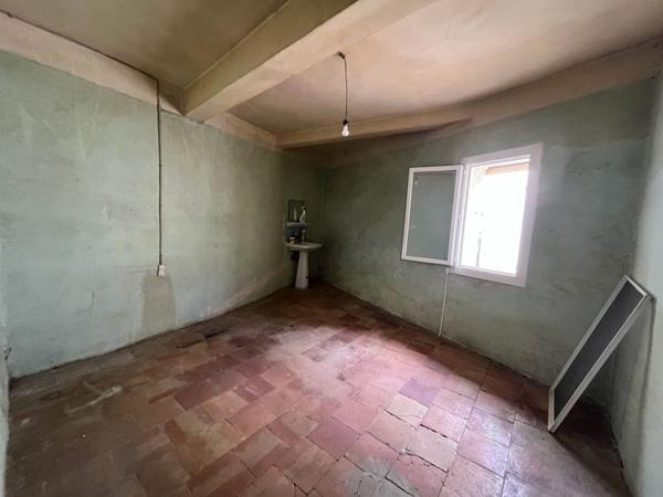 Maison à vendre 91 000 € Poussan 3 p 48 m² DPE