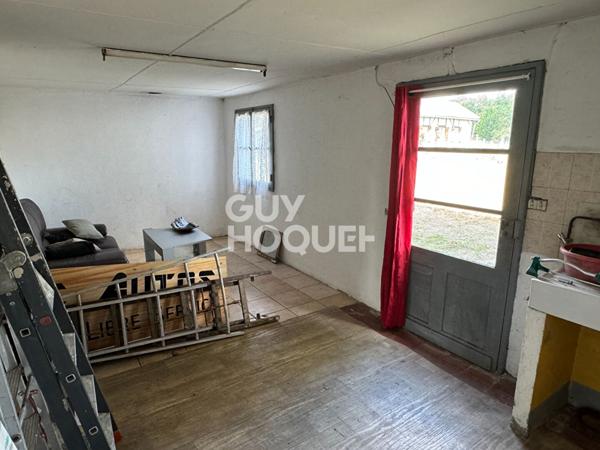 Grange d'environ 200m à restaurer à Bias sur 1004 m2 de terrain