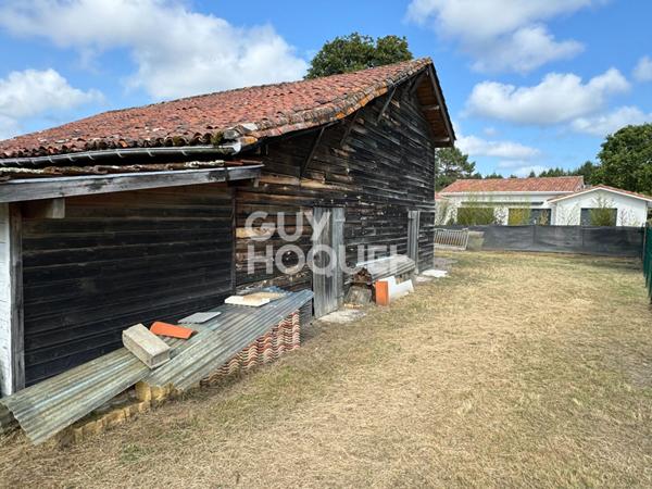 Grange d'environ 200m à restaurer à Bias sur 1004 m2 de terrain