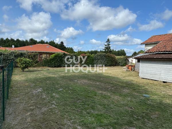 Grange d'environ 200m à restaurer à Bias sur 1004 m2 de terrain