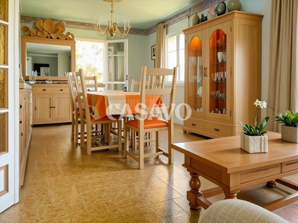 Vente Maison 6 pièces de 170m² - 06600 Antibes