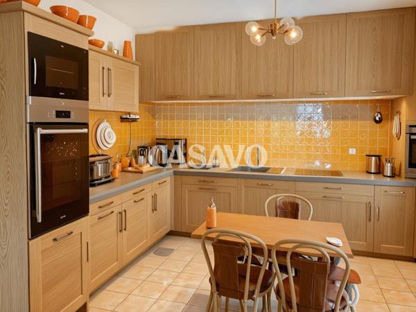Vente Maison 6 pièces de 170m² - 06600 Antibes