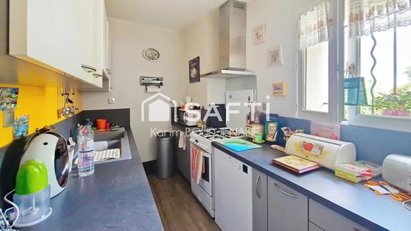 3 CHAMBRES, 2 PARKINGS, CENTRE VILLE...