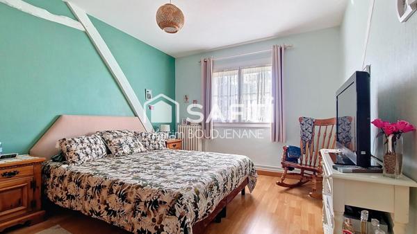 3 CHAMBRES, 2 PARKINGS, CENTRE VILLE...