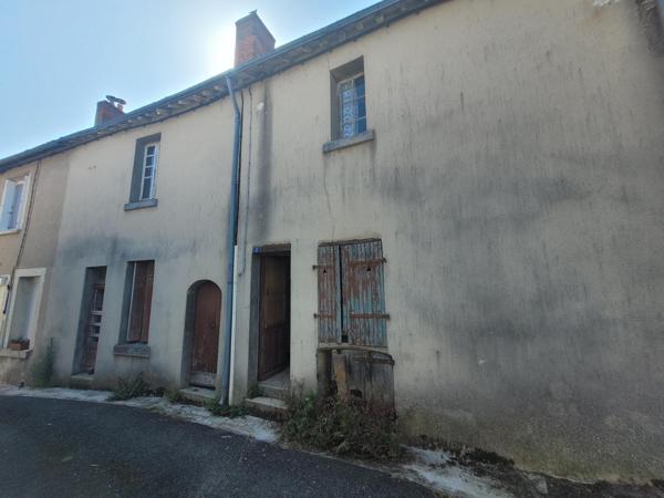 Bâtisse de 130m² de CACHET à RENOVER entièrement