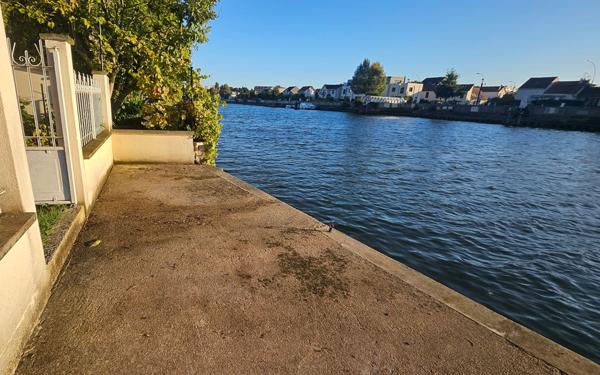 Maison à vendre    4 pièces •  Créteil