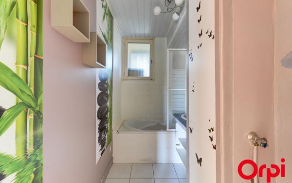 Appartement à vendre    4 pièces • 80,16 m2 Caluire-et-Cuire