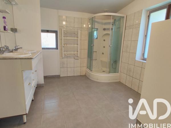 Maison à vendre 6 pièces 173 m² Savigné