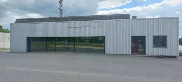 Location immobilière : Commerce à Bressuire   320 m² 2 226 € / Mois (Charges comprises)- GONORD IMMOBILIER.