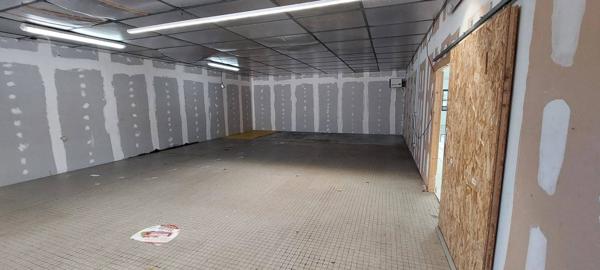Location immobilière : Commerce à Bressuire   320 m² 2 226 € / Mois (Charges comprises)- GONORD IMMOBILIER.