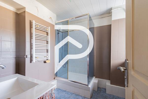 Appartement 4 pièces 76.83 m2