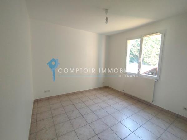 Appartement
                                                                                                                                                                                                                                                                                                                        4 pièce(s)                                                                                                                                                                                                          2 chambre(s)                                                                                                                                                                                                          64  m²