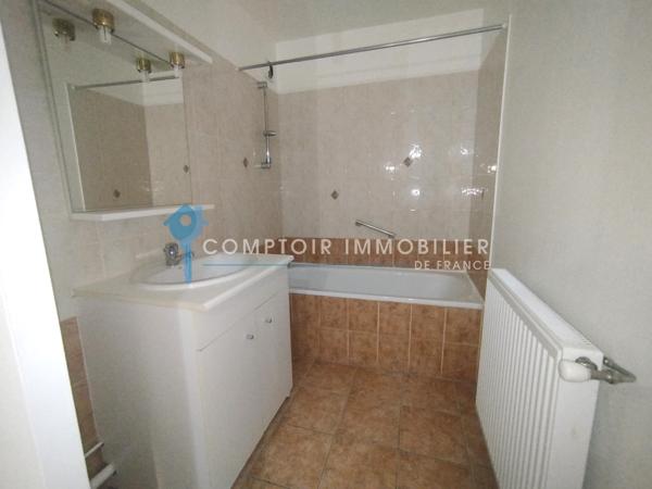 Appartement
                                                                                                                                                                                                                                                                                                                        4 pièce(s)                                                                                                                                                                                                          2 chambre(s)                                                                                                                                                                                                          64  m²