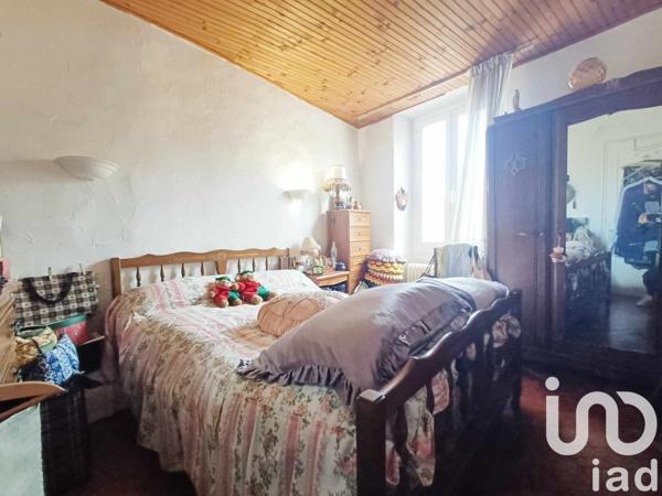 Maison à vendre 5 pièces 150 m² Entraigues-sur-la-Sorgue