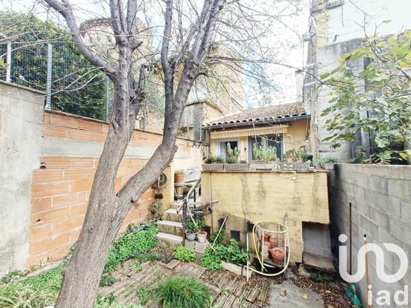 Maison à vendre 5 pièces 150 m² Entraigues-sur-la-Sorgue