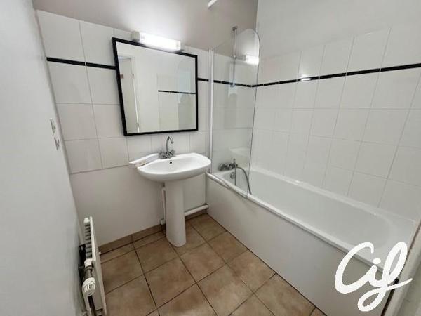 Appartement T3 NANTES Galarne - 61.45 m2  804 Euros