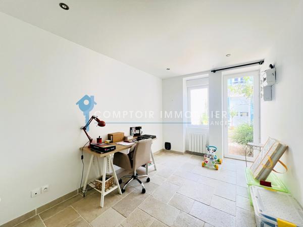 Maison
                                                                                                                                                                                                                                                                                                                        5 pièce(s)                                                                                                                                                                                                          3 chambre(s)                                                                                                                                                                                                          118.5  m²
