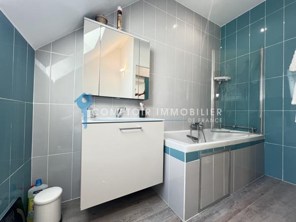 Maison
                                                                                                                                                                                                                                                                                                                        5 pièce(s)                                                                                                                                                                                                          3 chambre(s)                                                                                                                                                                                                          118.5  m²