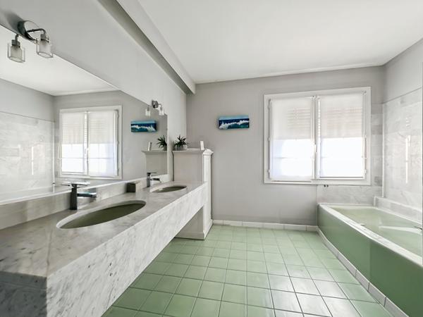 Maison Saint-jean-de-monts - 195m² habitables + 120m² de sous-sol