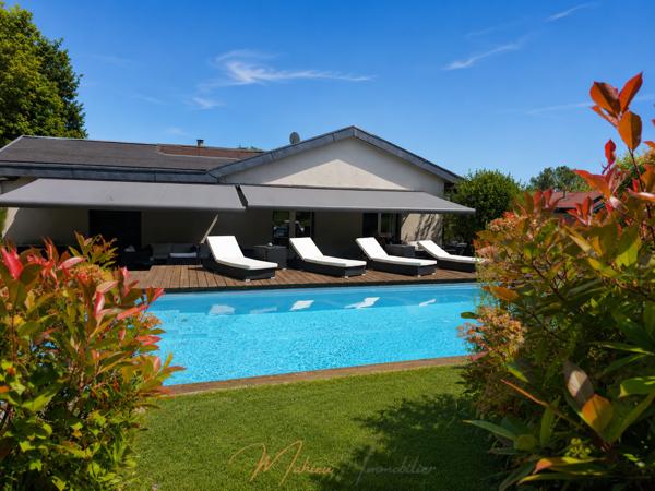 Maison 7 pièces 144m² à vendre à Divonne-les-Bains 01220