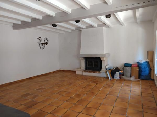 ENSEMBLE IMMOBILIER COMPOSE DE DEUX HABITATION AVEC DEPANDANCES