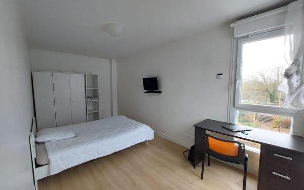 Appartement à louer    2 pièces •  Évry