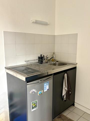 STUDIO MEUBLE - PLATEAU - PROCHE MEDIATHEQUE Poitiers (86000)