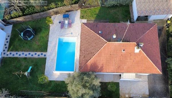 Vente                                                      Maison
                        
                     9 pièces                      151 m2                     à Marmande