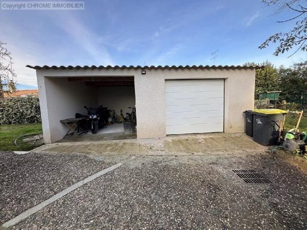 Vente                                                      Maison
                        
                     9 pièces                      151 m2                     à Marmande