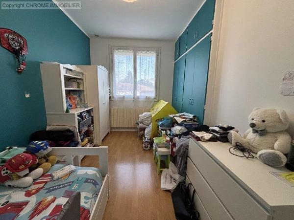 Vente                                                      Maison
                        
                     9 pièces                      151 m2                     à Marmande