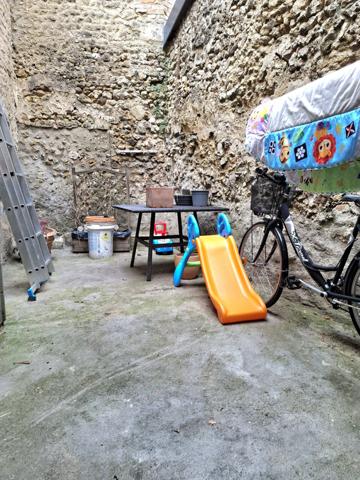 À vendre - Maison traditionnelle, 4 pièces située à Beaumont-sur-Sarthe (72170)