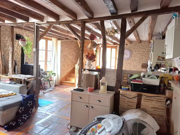 À vendre - Maison traditionnelle, 4 pièces située à Beaumont-sur-Sarthe (72170)