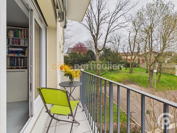 Vente
                Maison131 m² - 7 Pièces -
                    CLAMART (92140)