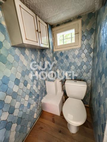 Maison Stains 8 pièce(s)