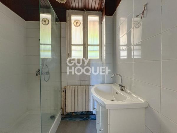 Maison Stains 8 pièce(s)