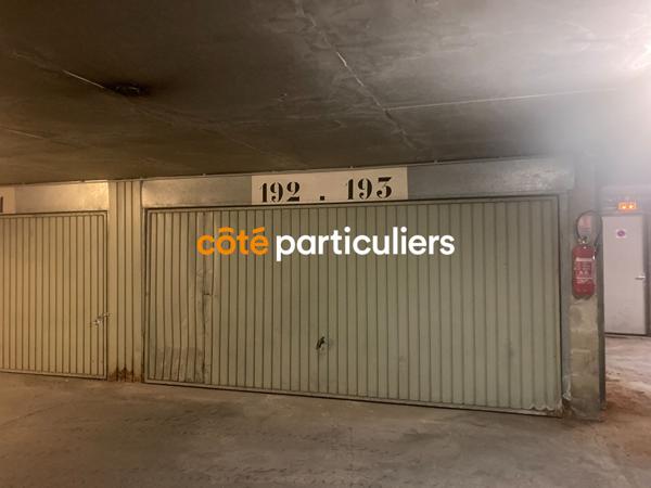 Vente Parking / box25 m² - PARIS (75019)