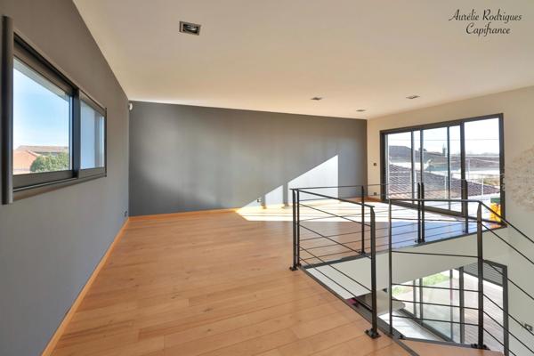 Maison à vendre 6 pièces MANZIAT (01)