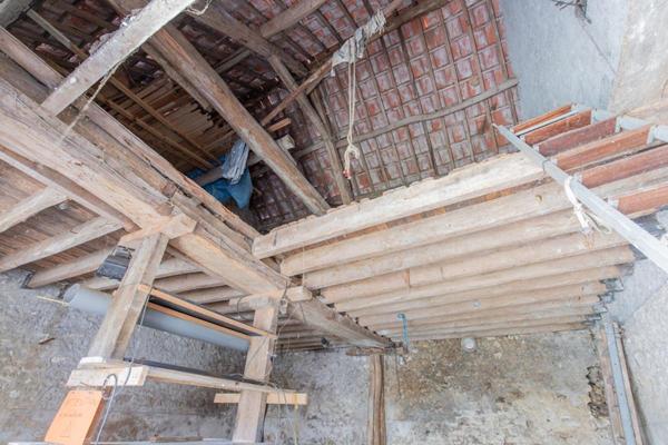 Corps de ferme à rénover - Guerville centre-village