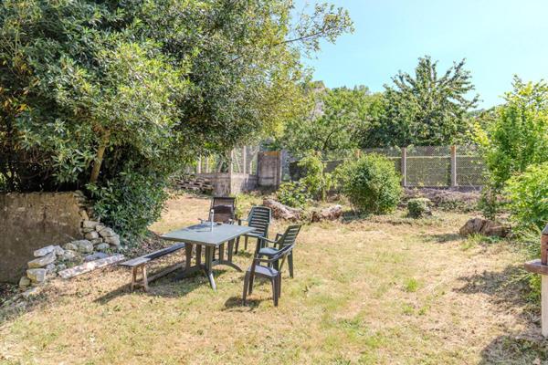 Corps de ferme à rénover - Guerville centre-village