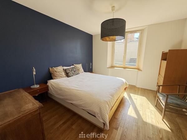 Appartement
         3 pièces
        - 64 m² 248 500 € *