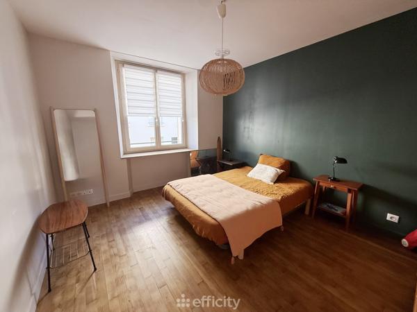 Appartement
         3 pièces
        - 64 m² 248 500 € *