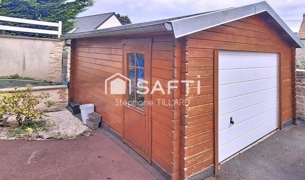 Maison familiale pleine de charme, à toute proximité du canal, à deux pas de Caen et des plages.