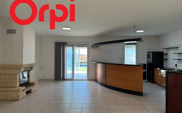 Maison à vendre    5 pièces •  Échillais