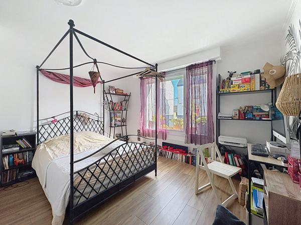 EXCLUSIVITE - Appartement, terrasse, 1 chambre - 54m² - Quartier recherché de Lanester