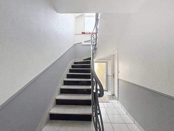 EXCLUSIVITE - Appartement, terrasse, 1 chambre - 54m² - Quartier recherché de Lanester