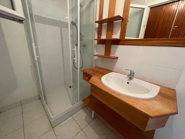 LOCAL ET APPARTEMENT à vendre proche de CHARTRES (28)