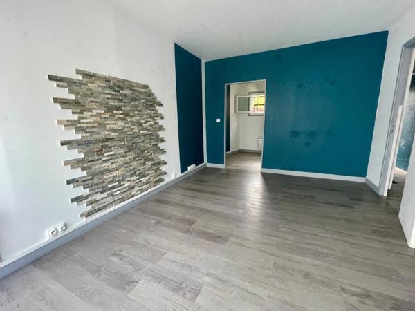 LOCAL ET APPARTEMENT à vendre proche de CHARTRES (28)