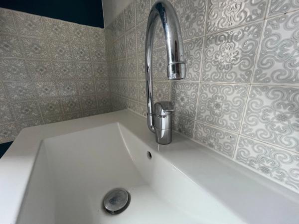 LOCAL ET APPARTEMENT à vendre proche de CHARTRES (28)