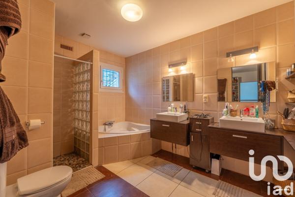 Maison à vendre 5 pièces 220 m² Pin-Balma